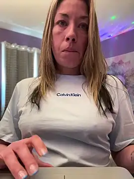  NinaLuvSins  online show from 04-08-26, 03:23