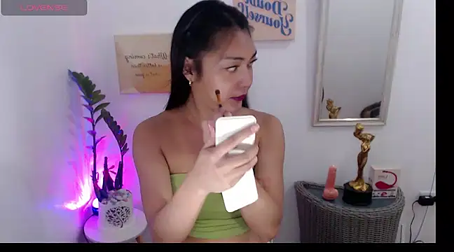 Snapshot of AsianMariaTs chatting on 03-13-25, 11:08 AsianMariaTs online show from 03-13-25, 11:08