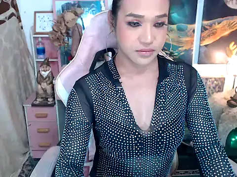 Snapshot of AsianMariaTs chatting on 11-11-25, 02:28 AsianMariaTs online show from 11-11-25, 02:28