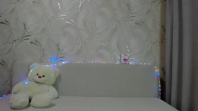 Snapshot of Malika_Lisan chatting on 01-27-25, 11:32 Malika Lisan online show from 01-27-25, 11:32