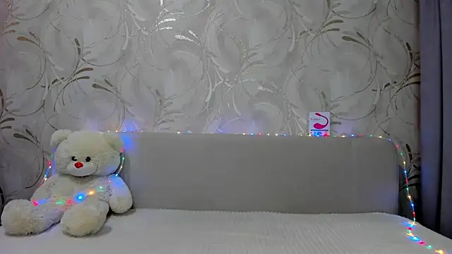 Snapshot of Malika_Lisan chatting on 01-30-25, 12:39 Malika Lisan online show from 01-30-25, 12:39