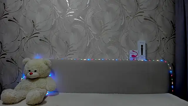 Snapshot of Malika_Lisan chatting on 03-05-25, 01:31 Malika Lisan online show from 03-05-25, 01:31