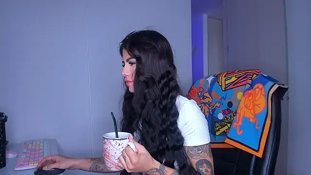 Lisegg  online show from 04-10-26, 01:27