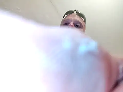 Snapshot of lilpervt chatting on 02-20-26, 05:37 lilpervt online show from 02-20-26, 05:37