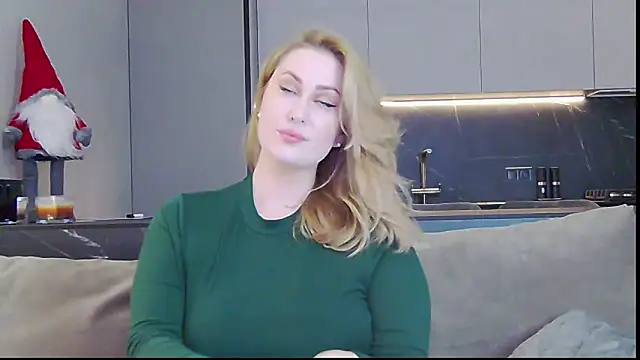 Sinful Eyes online show from 12-28-24, 01:38