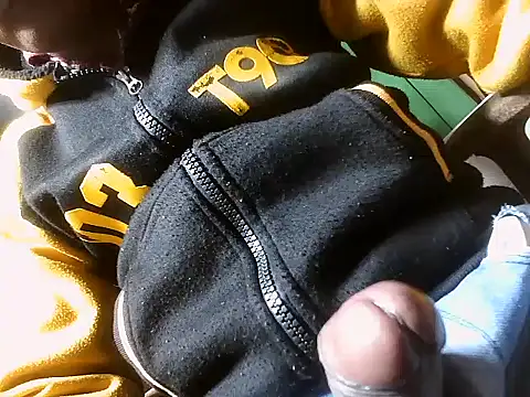 desiboy1101 online show from 01-02-25, 03:37