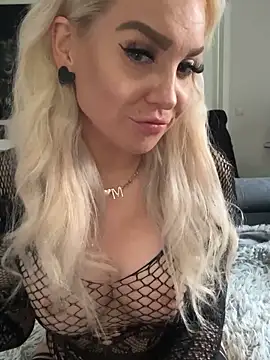 MIA-XXX online show from 10-07-25, 12:46