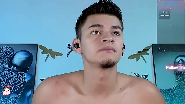 Snapshot of VikoHands chatting on 03-15-25, 02:14 VikoHands online show from 03-15-25, 02:14