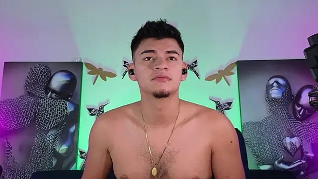 Snapshot of VikoHands chatting on 09-10-25, 06:24 VikoHands online show from 09-10-25, 06:24