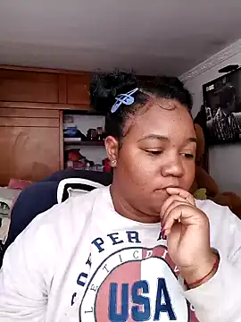 Snapshot of Daddys_girl1 chatting on 03-20-25, 08:29 Daddys girl1 online show from 03-20-25, 08:29