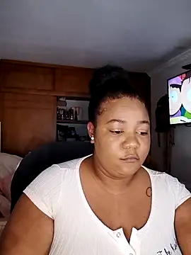 Snapshot of Daddys_girl1 chatting on 11-15-25, 06:33 Daddys girl1 online show from 11-15-25, 06:33