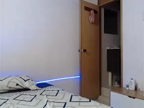 evolet01 online show from 12-04-24, 12:52