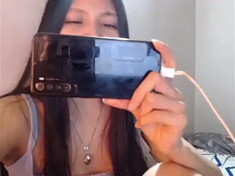 evolet01 online show from 12-08-24, 06:43