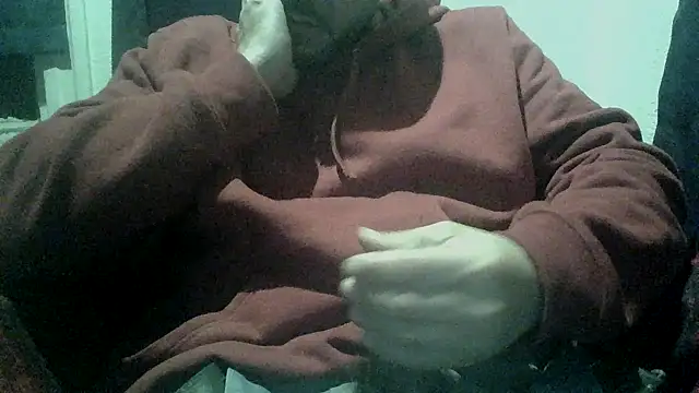 Snapshot of loozamangos chatting on 12-02-25, 05:35 loozamangos online show from 12-02-25, 05:35