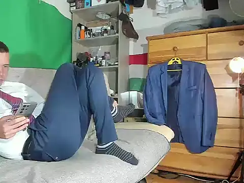 Snapshot of viraglaci18@xh chatting on 10-07-25, 06:49 viraglaci18xh online show from 10-07-25, 06:49