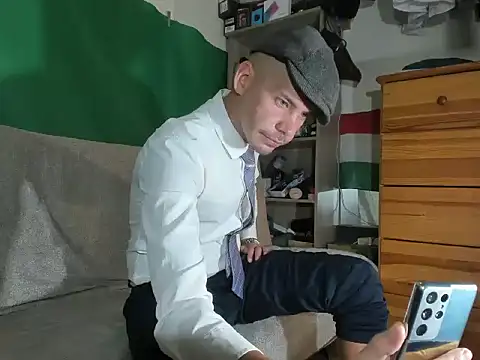 Snapshot of viraglaci18@xh chatting on 10-18-25, 02:29 viraglaci18xh online show from 10-18-25, 02:29