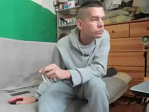 Snapshot of viraglaci18@xh chatting on 11-02-25, 12:18 viraglaci18xh online show from 11-02-25, 12:18