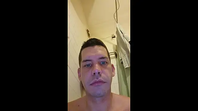 Snapshot of viraglaci18@xh chatting on 01-07-26, 04:42 viraglaci18xh online show from 01-07-26, 04:42