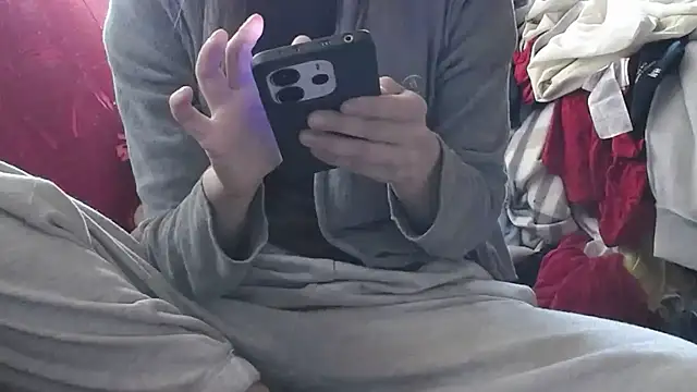 Snapshot of jude_cherrys1991 chatting on 10-26-25, 12:55 jude cherrys1991 online show from 10-26-25, 12:55