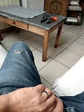 Corref online show from 03-05-26, 04:47