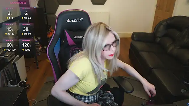 Snapshot of KelseyCobalt chatting on 03-12-25, 08:41 KelseyCobalt online show from 03-12-25, 08:41