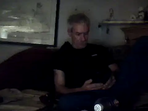 Snapshot of Biknight chatting on 02-08-25, 04:47 Biknight online show from 02-08-25, 04:47