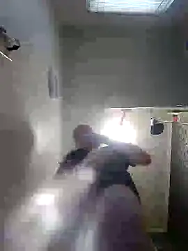 Snapshot of Biknight chatting on 02-08-25, 06:44 Biknight online show from 02-08-25, 06:44