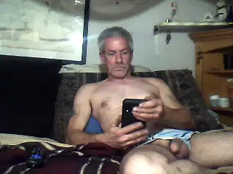 Snapshot of Biknight chatting on 02-10-25, 01:57 Biknight online show from 02-10-25, 01:57