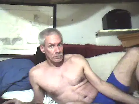 Snapshot of Biknight chatting on 03-09-25, 03:43 Biknight online show from 03-09-25, 03:43