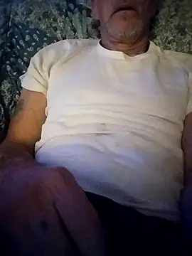 Snapshot of Biknight chatting on 11-07-25, 06:35 Biknight online show from 11-07-25, 06:35