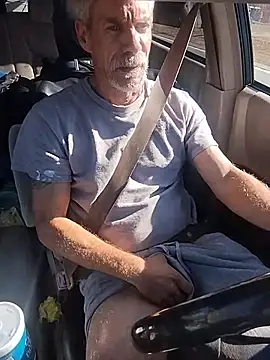 Snapshot of Biknight chatting on 11-23-25, 04:07 Biknight online show from 11-23-25, 04:07