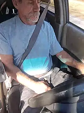 Snapshot of Biknight chatting on 11-24-25, 05:56 Biknight online show from 11-24-25, 05:56