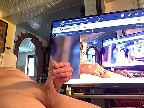 Snapshot of Steilpass chatting on 08-04-26, 01:57 Steilpass online show from 08-04-26, 01:57