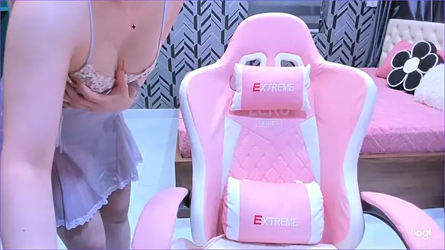 Snapshot of Toyota_Motor_Corporation chatting on 02-23-26, 11:24 Toyota Motor Corporation online show from 02-23-26, 11:24