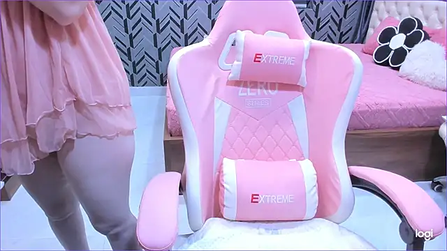 Snapshot of Toyota_Motor_Corporation chatting on 02-24-26, 11:25 Toyota Motor Corporation online show from 02-24-26, 11:25