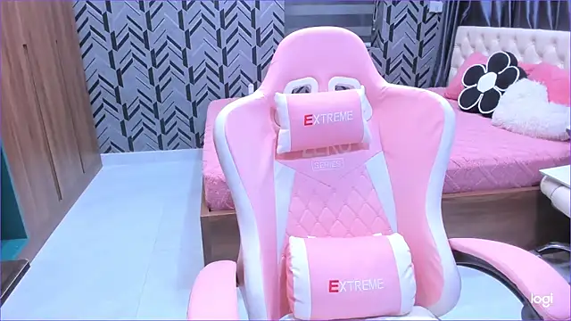 Snapshot of Toyota_Motor_Corporation chatting on 03-01-26, 11:29 Toyota Motor Corporation online show from 03-01-26, 11:29