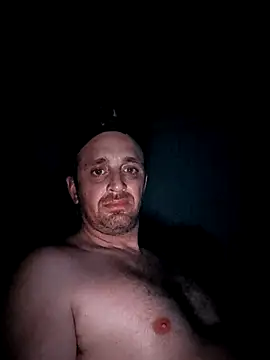 Sniffing Men online show from 03-25-26, 08:42