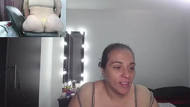 Snapshot of zoe_hotxxx chatting on 03-08-25, 02:08 zoe hotxxx online show from 03-08-25, 02:08