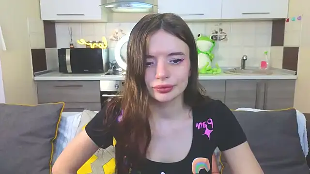 Naughty Alice online show from 02-05-25, 12:17