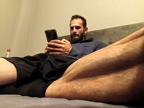 Snapshot of verysexy29 chatting on 11-26-25, 08:32 verysexy29 online show from 11-26-25, 08:32