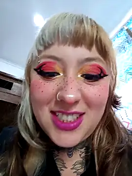 Snapshot of cindy_ink chatting on 11-21-25, 05:00 cindy ink online show from 11-21-25, 05:00