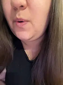 Snapshot of Jane_BBW chatting on 06-29-26, 02:06 Jane BBW online show from 06-29-26, 02:06