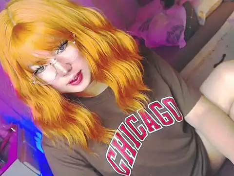 HOTnWILDalice online show from 05-14-26, 02:40