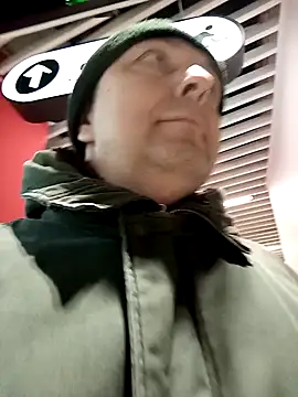 Snapshot of Pokaz2020 chatting on 01-19-25, 05:28 Pokaz2020 online show from 01-19-25, 05:28