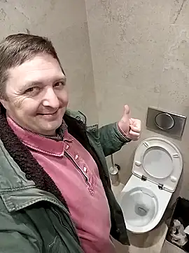 Snapshot of Pokaz2020 chatting on 02-04-25, 04:08 Pokaz2020 online show from 02-04-25, 04:08