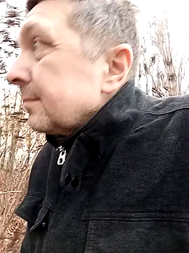 Snapshot of Pokaz2020 chatting on 11-12-25, 09:32 Pokaz2020 online show from 11-12-25, 09:32