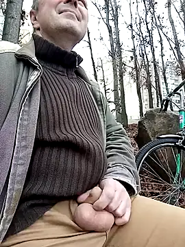 Snapshot of Pokaz2020 chatting on 11-27-25, 09:33 Pokaz2020 online show from 11-27-25, 09:33