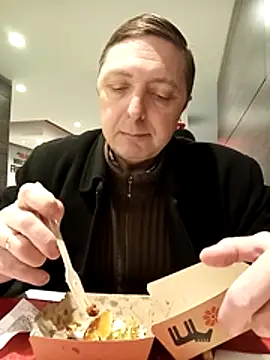 Snapshot of Pokaz2020 chatting on 12-05-25, 01:52 Pokaz2020 online show from 12-05-25, 01:52