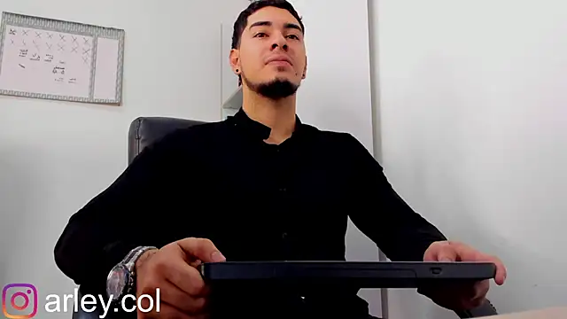 Dimitri Colleman online show from 12-16-24, 04:34