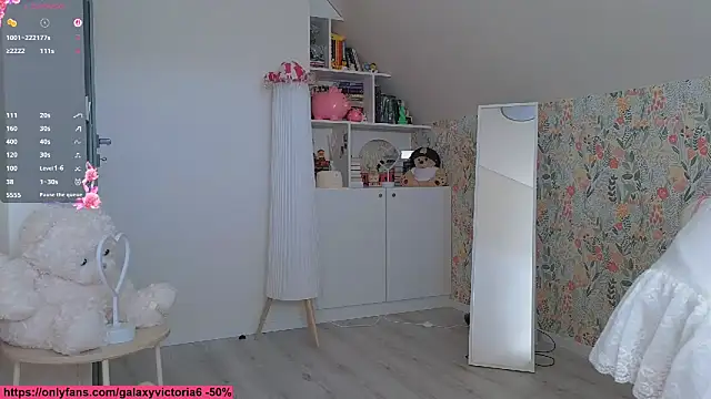 brilliantvictoria online show from 03-09-26, 10:41